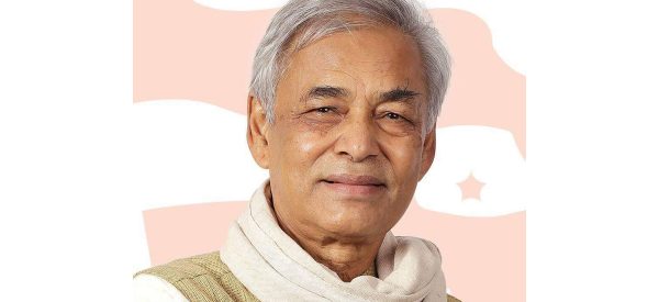 उपचारका लागि प्रदीप गिरी भारतमा
