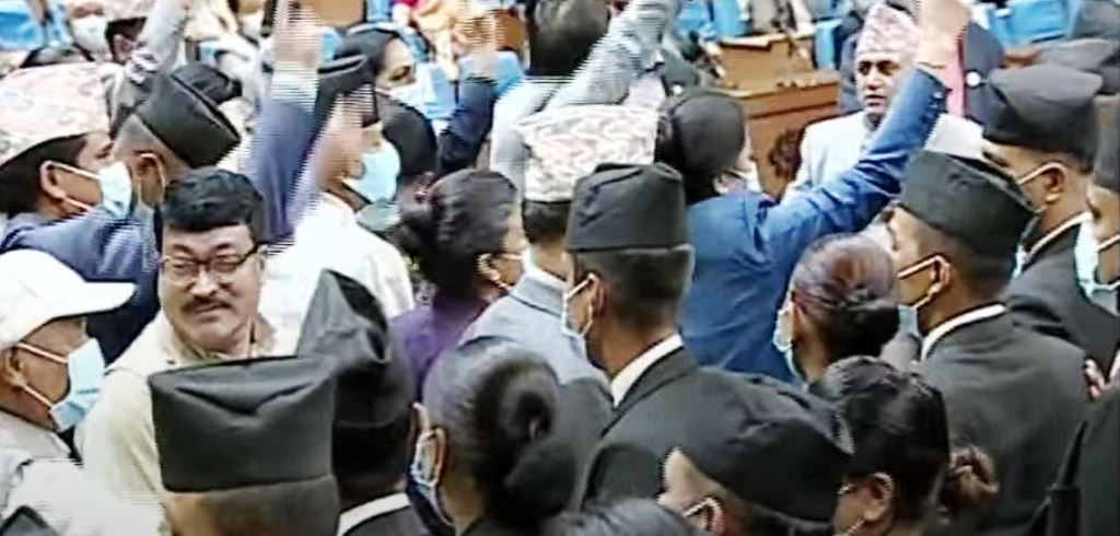 संसद् बैठकमा एमालेको विरोध जारी रहने