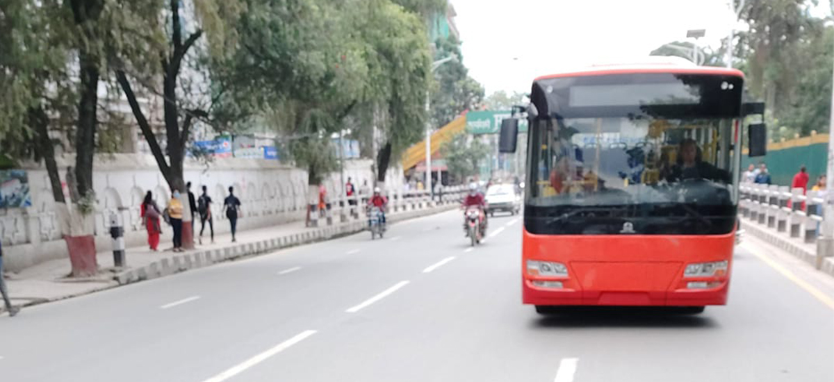 उपत्यकामा २० वटा बिजुली बस थप्दै सुन्दर यातायात