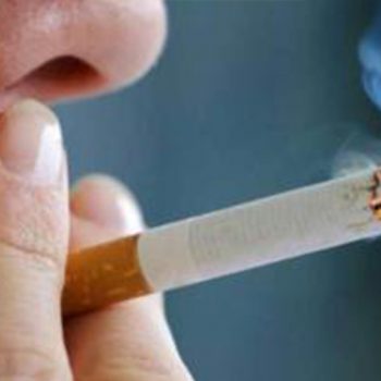 लाओसमा धूम्रपानजन्य रोगका कारण वार्षिक सात हजारको मृत्यु