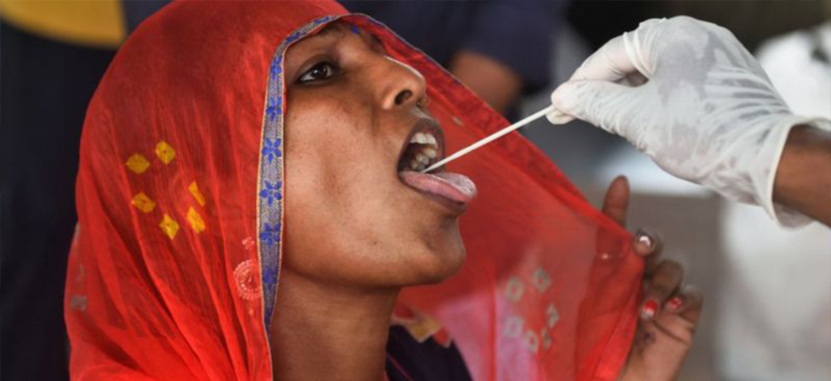भारतमा फेरि बढ्न थाल्यो कोरोना संक्रमण, तेस्रो लहरको संकेत