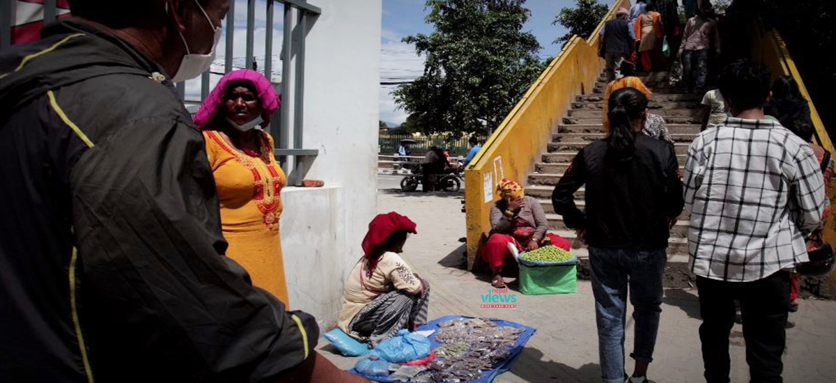 बढ्दै छ कोभिड महामारी, अर्थतन्त्र सुचारु राख्न छैन सरकारी तयारी