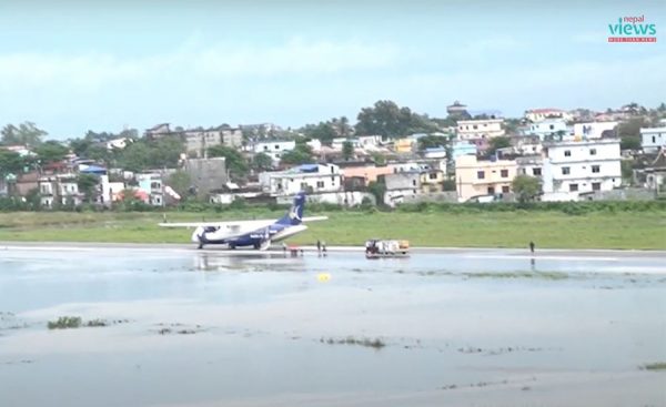 विराटनगर एअरपोर्ट डुबानमा, उडान र अवतरण बन्द (भिडिओ)