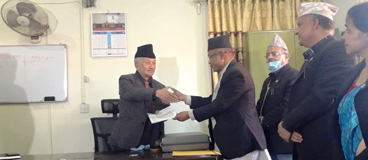 राष्ट्रियसभा अध्यक्ष तिम्सिना र सुभाष नेम्वाङलाई नेपाल बारको ज्ञापनपत्र