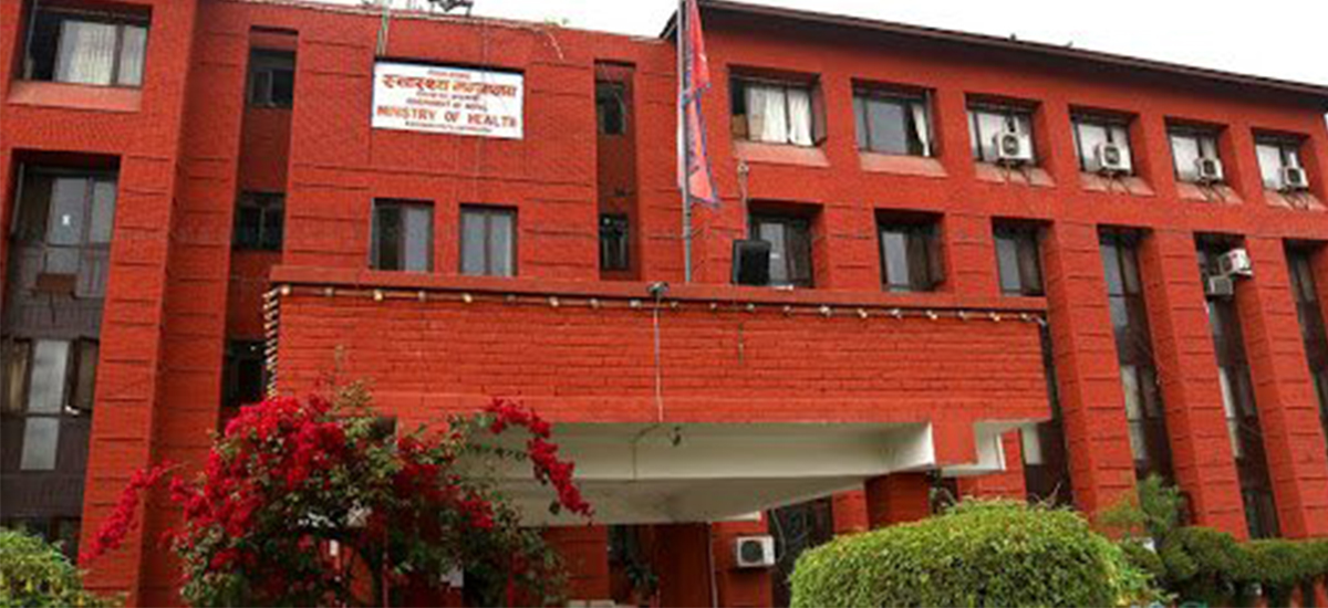 अबदेखि सुर्तीजन्य पदार्थको प्याकेटका सबै भागमा चेतावनीमूलक सामग्री छाप्नुपर्ने (निर्देशिकासहित)