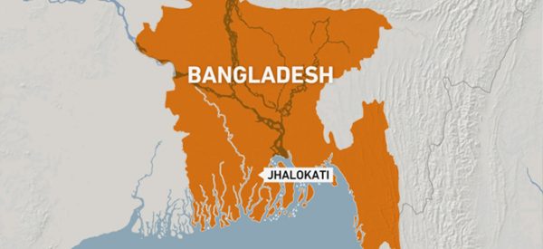 बंगलादेशमा यात्रुबाहक डुङ्गामा आगलागी हुँदा ३८ जनाको मृत्यु
