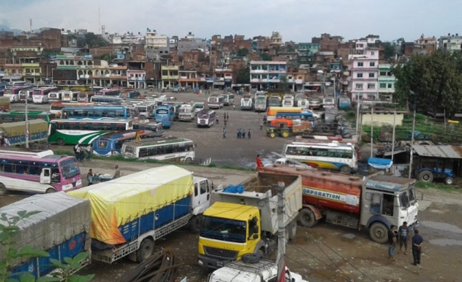 सार्वजनिक यातायात सञ्चालन नहुँदा सास्ती