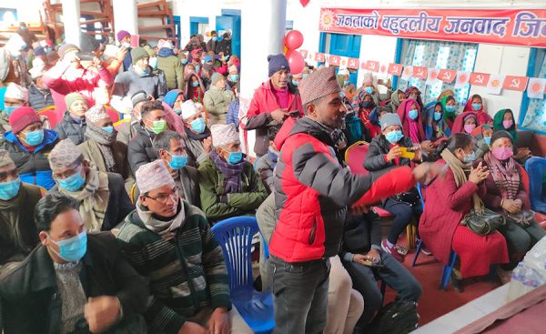 एकीकृत समाजवादी जुम्लाका अध्यक्षसहितका नेता तथा कार्यकर्ताहरू एमाले प्रवेश गर्दै