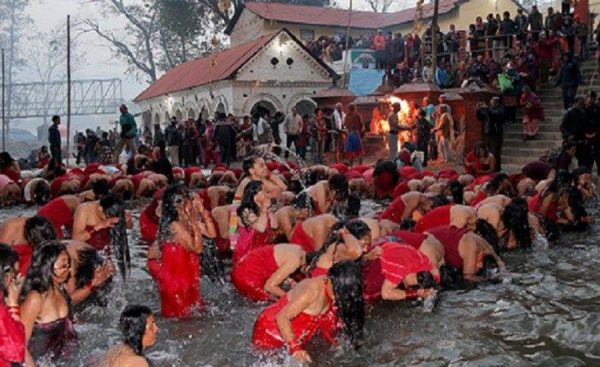 कोरोना संक्रमण फैलिएपछि भक्तपुरको माधवनारायण मेला औपचारिकतामै सीमित