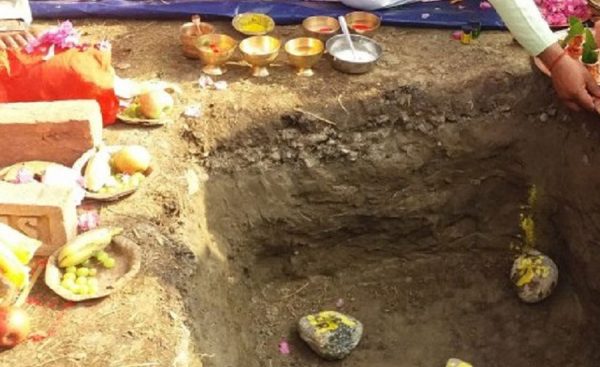 दुई पालिकाको प्रशासनिक भवन शिलान्यास