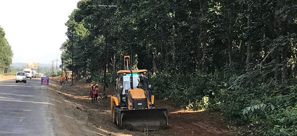 मुग्लिन-पोखरा सडक विस्तारका लागि तनहुँमा ३ हजार बढी रुख काटिँदै