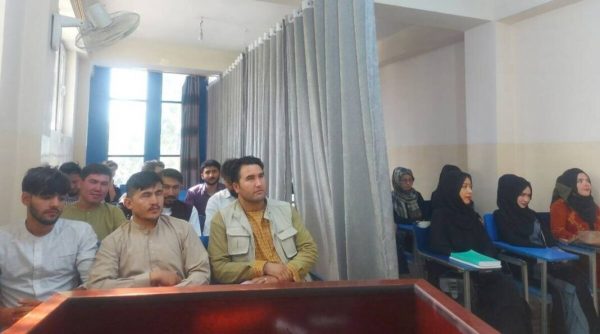 विश्वविद्यालय खोल्ने तालिबानको निर्णयको स्वागत