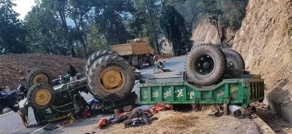 उदयपुरमा जन्ती बोकेको ट्याक्टर दुर्घटना हुँदा १ को मृत्यु, १९ जना घाइते