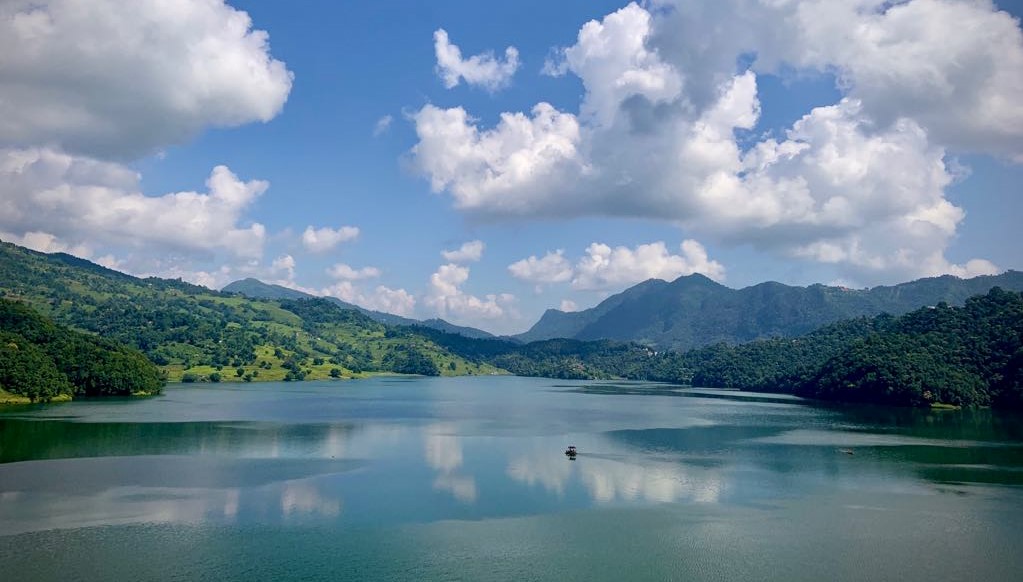 एकै परिवारका ८ जनाको ज्यान गएपछि सुनसान बेगनास