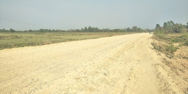 चारआली–केचना सडक निर्माणमा ढिलासुस्ती