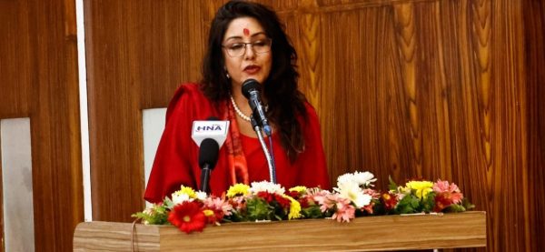लिभिङ टुगेदरमा बसेको भन्दै अन्तरवार्ता दिनेविरुद्ध करिश्माले दिइन् साइबर ब्युरोमा उजुरी