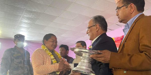 माओवादी बनिन् एमाले छाडेर समाजवादी बनेकी गाउँपालिका उपाध्यक्ष