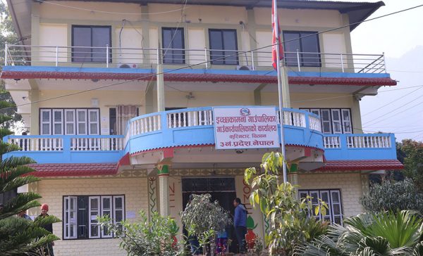 इच्छाकामना गाउँपालिकामा भूमिहीनलाई निस्सा वितरण