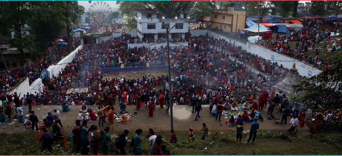 मातातीर्थमा श्रद्धालुको भीड (फोटो फिचर)