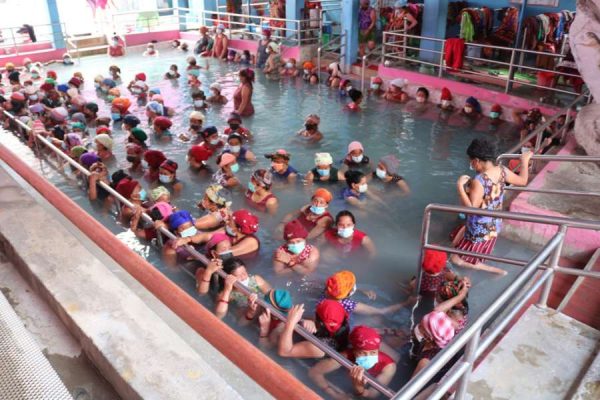 मनोरञ्जन र प्राकृतिक उपचारको आकर्षण बन्दै म्याग्दीका तातोपानी कुण्ड