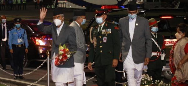 फर्किए प्रधानमन्त्री देउवा