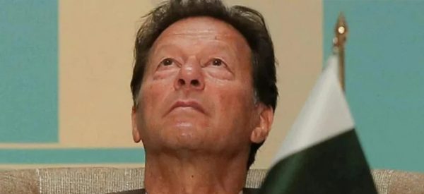 पाकिस्तानको विशेष अदालतले सुनायो पूर्वप्रधानमन्त्री इमरान खानलाई १० वर्षको जेल सजाय