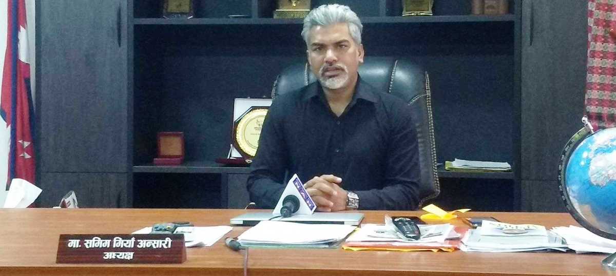 पैसा बाँडेको आरोपमा पक्राउ परे मुस्लिम आयोगका अध्यक्ष अन्सारी