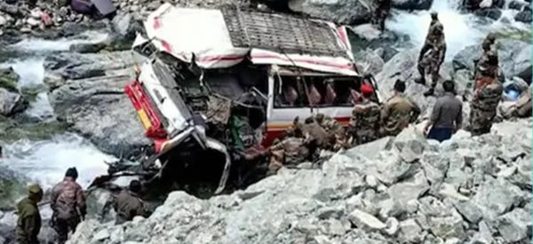 भारतको उत्तराखण्डमा दुर्घटना हुँदा २६ जनाको मृत्यु, ४ गम्भीर