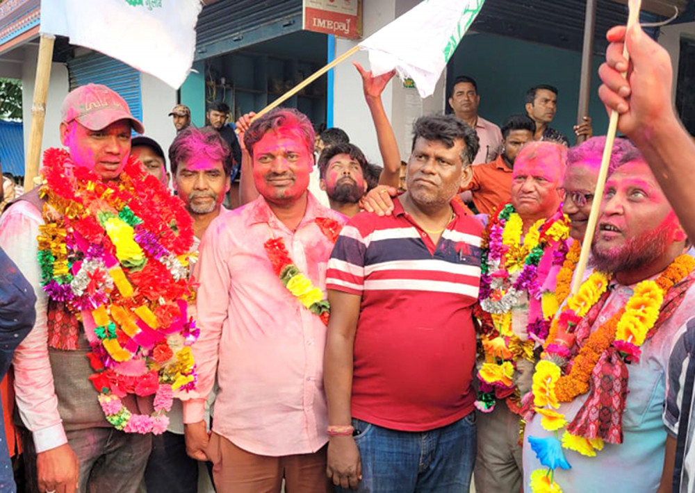 एमाले झापा अध्यक्ष दीपक कार्कीको वडामा पार्टीकै बागीले जिते वडाध्यक्ष