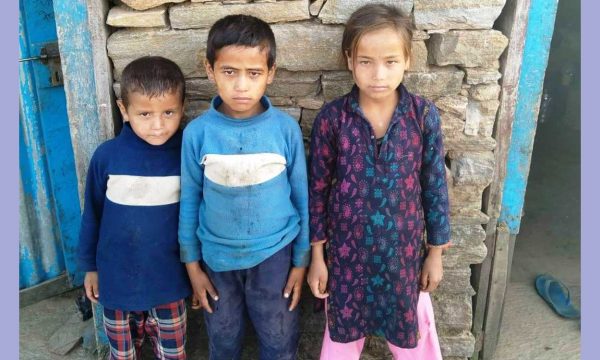 आमाको मृत्यु, बाबु जेलमा : चार बच्चाको बिचल्ली