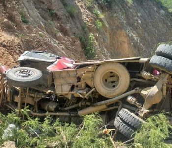 फिदिममा सेनाको गाडी दुर्घटना, १५ जना घाइते