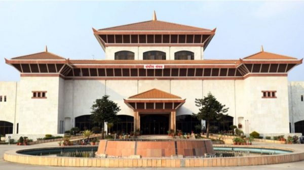 प्रतिनिधिसभा बैठक बस्दै,  एमालेले अवरोध हटाउला त ?