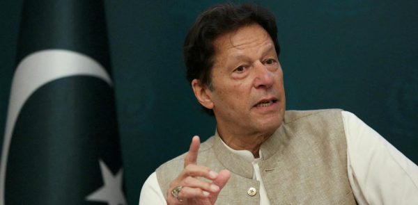 पाकिस्तानको सर्वोच्च अदालतद्वारा पूर्वप्रधानमन्त्री खानलाई तत्काल रिहा गर्न आदेश