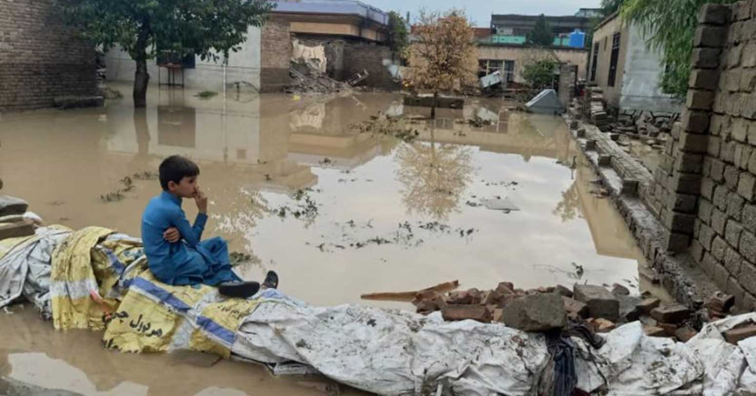 बाढीका कारण ३२ जनाको मृत्यु, २० घाइते