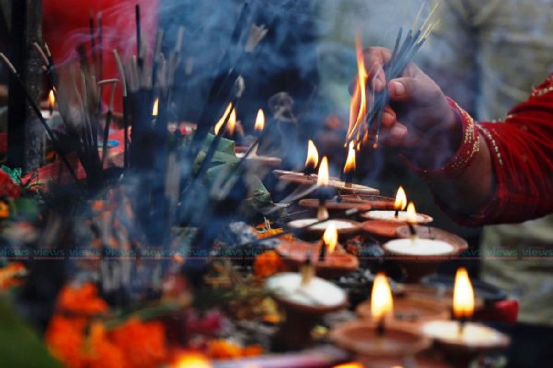 आज हरितालिका तीज, शिव मन्दिरहरूमा बिहानैदेखि भीड