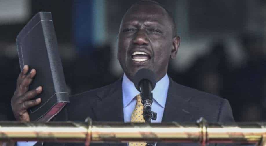केन्याको पाँचौँ राष्ट्रपतिका रुपमा रुटोद्धारा सपथ ग्रहण