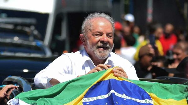 ब्राजिलको राष्ट्रपतिमा वामपन्थी नेता ‘लुला’ निर्वाचित