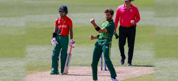 बंगलादेशलाई पराजित गर्दै पाकिस्तान टी–२० विश्वकपको सेमिफाइनलमा