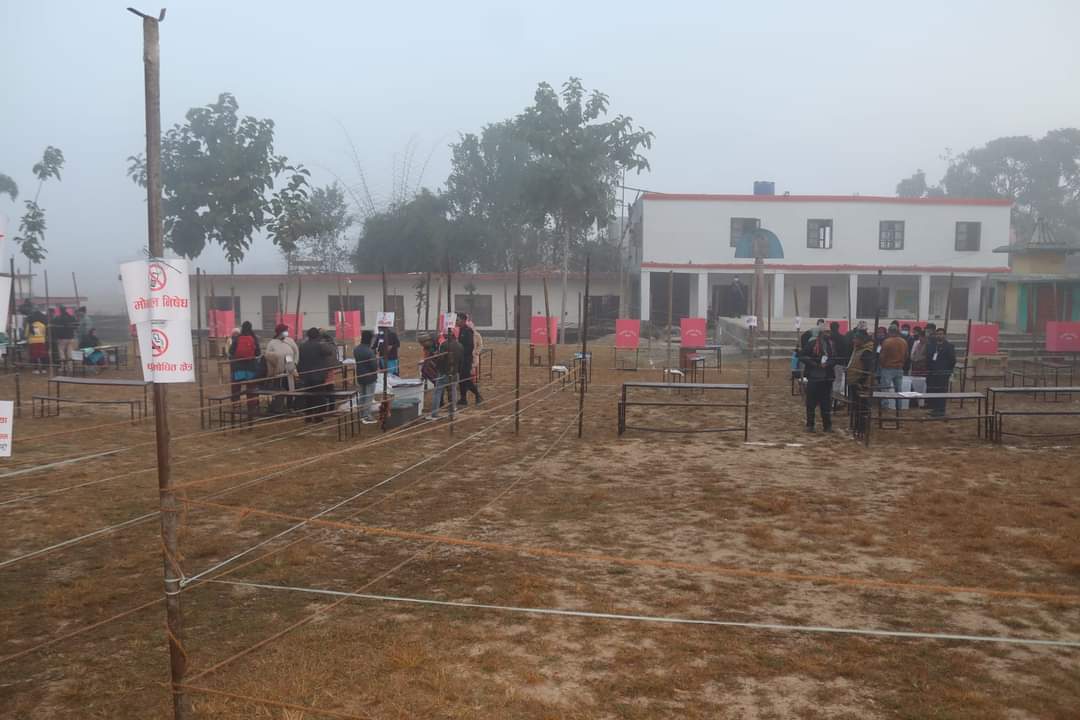जाडोको मतलब नगरी मतदाताहरु लाइनमा