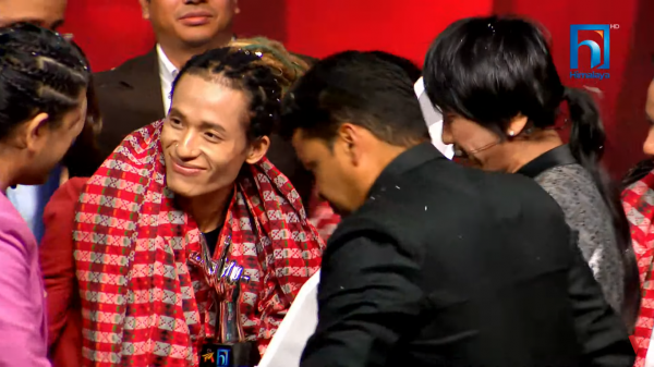 ‘भ्वाइस अफ नेपाल’ चौथो सिजनका विजेता बने करण राई