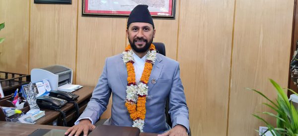 उपप्रधानमन्त्री रवि लामिछानेद्वारा राहदानी विभागको अनुगमन