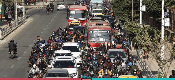 मजदुरले आन्दोलन फिर्ता लिएपछि उपत्यकामा सार्वजनिक यातायात खुल्यो