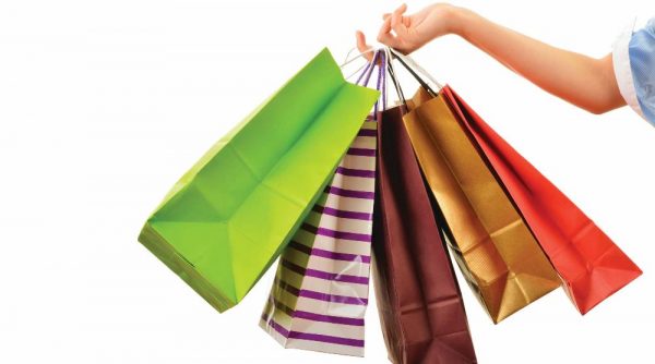 ब्रान्डेड भनेर नक्कली त किन्नुभएन ? यसरी चिन्नुहोस् ब्रान्डेड कपडा