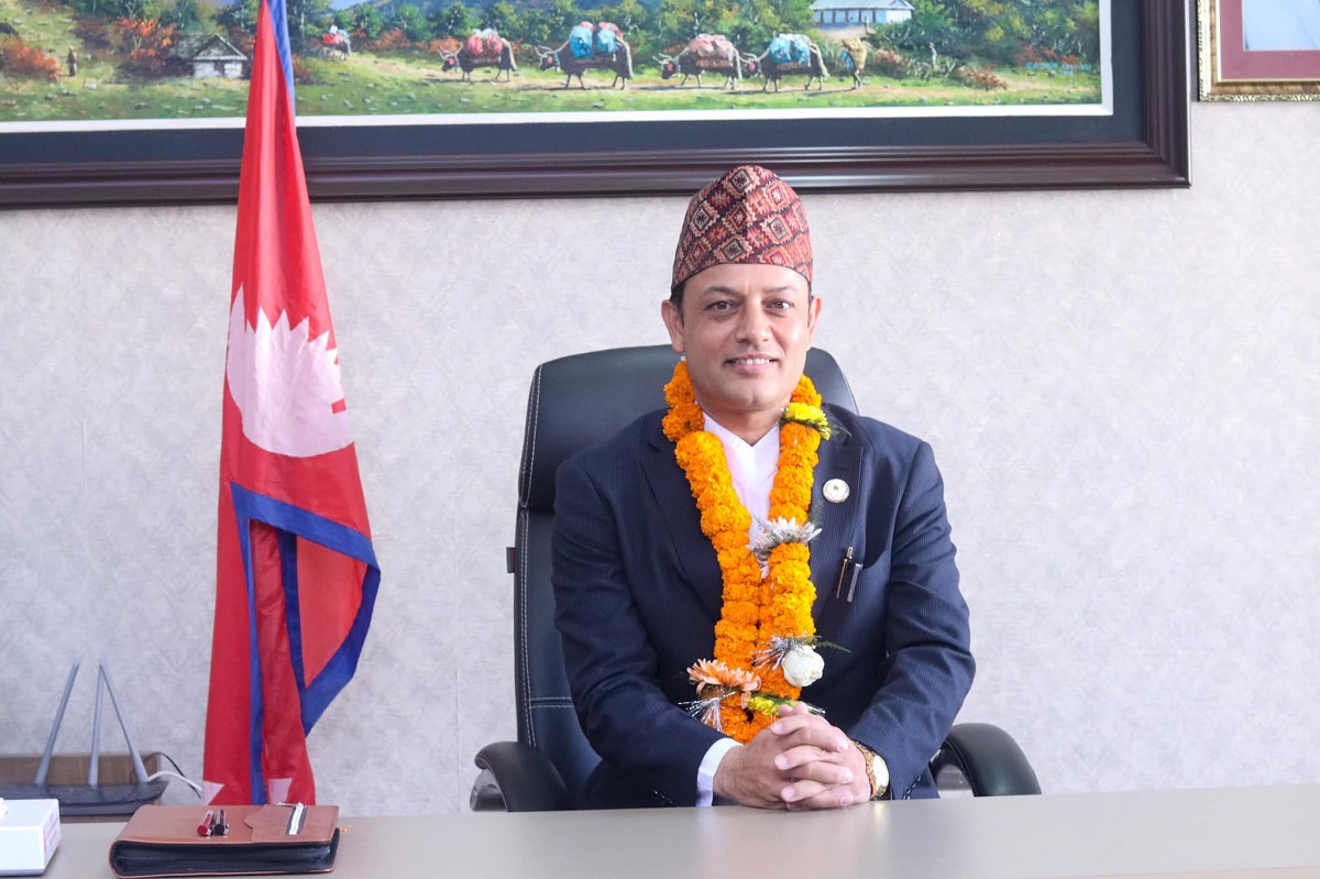 सबै पालिकाहरुले स्थानीय स्तरमा रोजगारी सिर्जना गर्न आवश्यक छ : श्रममन्त्री अर्याल