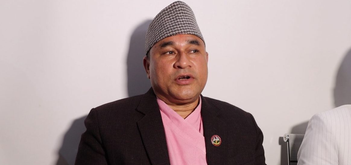 कांग्रेस नेतृत्वको सुप सरकारलाई सघाउन प्रचण्डको निर्देशन, माओवादीले विश्वासको मत दिने
