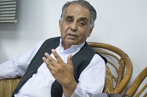 पूर्वसभामुख दमननाथ ढुङ्गाना।