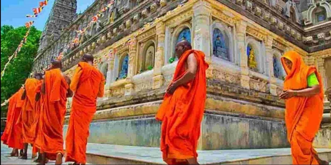 मन्दिर परिक्रमा गर्दा ध्यान दिनुपर्ने नियम र यसको वैज्ञानिक महत्व