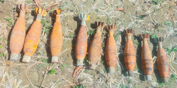 एकै स्थानमा भेटियो नौ वटा बेवारिसे बम