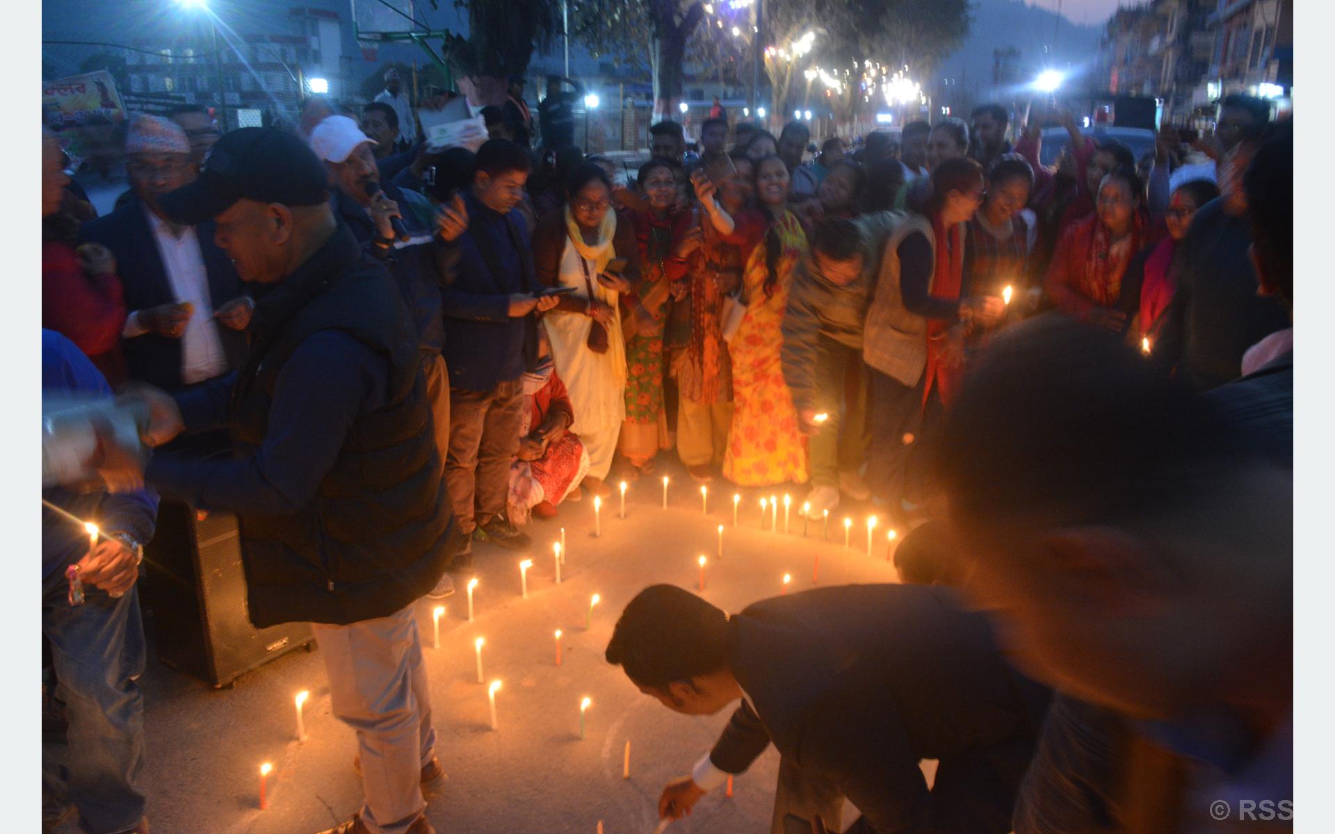 रामचन्द्र पौडेल राष्ट्रपति भएपछि गृह जिल्लामा दीप प्रज्ज्वलन