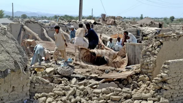 भूकम्पका कारण पाकिस्तानमा १२ जनाको ज्यान गयो